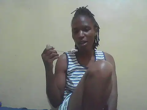 Snapshot of Smillie_prety chatting on November 2025 01:06:02 PM Smillie prety online show from November 2025 01:06:02 PM