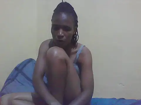 Snapshot of Smillie_prety chatting on November 2025 04:13:02 PM Smillie prety online show from November 2025 04:13:02 PM