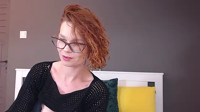 Snapshot of AugustStormS chatting on December 2024 12:17:02 AM AugustStormS online show from December 2024 12:17:02 AM