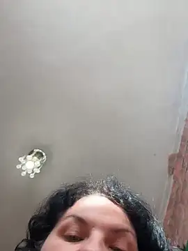 Snapshot of Taisia_W chatting on February 2025 10:59:01 AM Taisia W online show from February 2025 10:59:01 AM