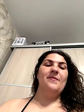 Snapshot of Taisia_W chatting on September 2025 05:53:02 AM Taisia W online show from September 2025 05:53:02 AM