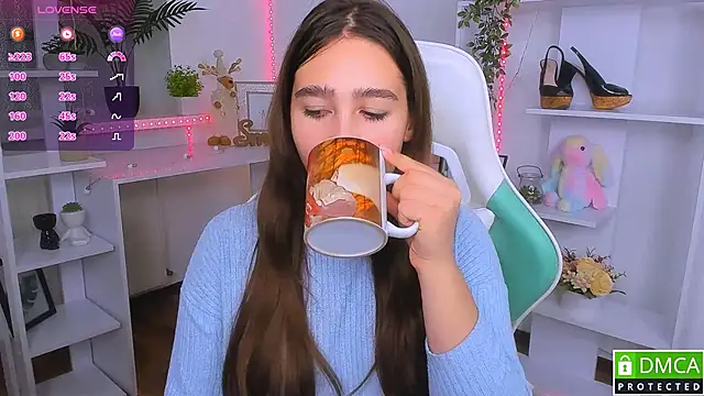  Eliizabeth  online show from November 2025 09:15:01 PM