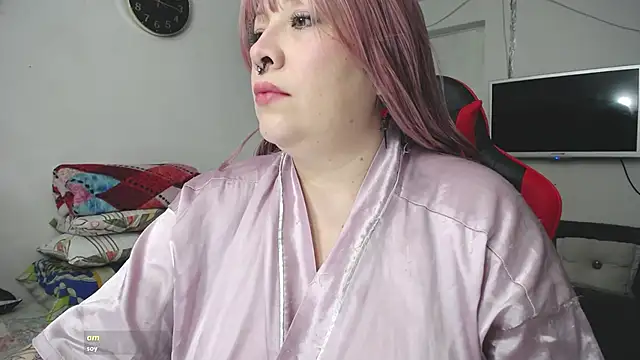 Snapshot of Madyson_ho chatting on June 2026 05:17:01 AM Madyson ho online show from June 2026 05:17:01 AM