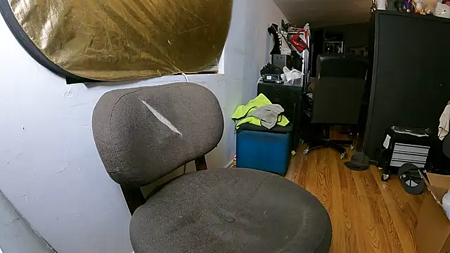 Snapshot of leanjamesdean chatting on January 2025 02:22:01 AM leanjamesdean online show from January 2025 02:22:01 AM