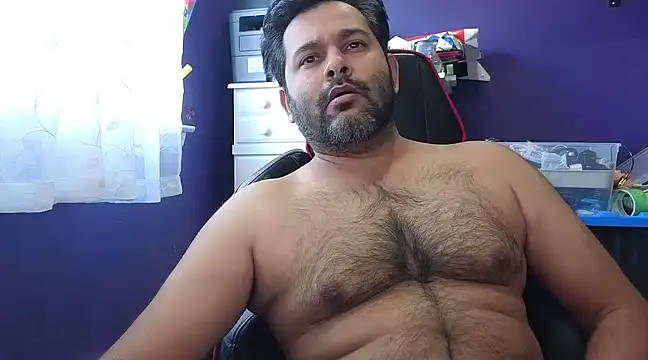 Snapshot of Sakhtlaundaz chatting on December 2024 03:03:02 PM Sakhtlaundaz online show from December 2024 03:03:02 PM