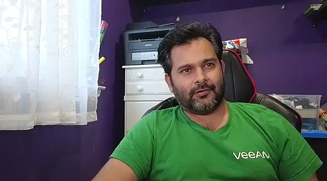 Snapshot of Sakhtlaundaz chatting on December 2024 09:28:01 PM Sakhtlaundaz online show from December 2024 09:28:01 PM