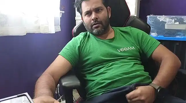 Snapshot of Sakhtlaundaz chatting on December 2024 05:45:02 PM Sakhtlaundaz online show from December 2024 05:45:02 PM