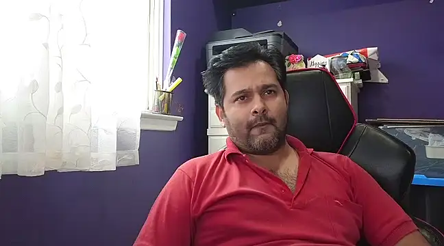 Snapshot of Sakhtlaundaz chatting on December 2024 07:43:02 PM Sakhtlaundaz online show from December 2024 07:43:02 PM