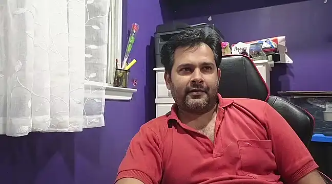 Snapshot of Sakhtlaundaz chatting on December 2024 05:18:02 AM Sakhtlaundaz online show from December 2024 05:18:02 AM