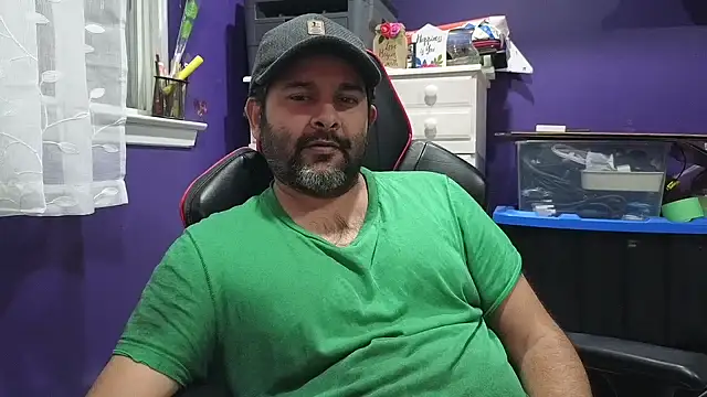 Snapshot of Sakhtlaundaz chatting on January 2025 06:17:01 AM Sakhtlaundaz online show from January 2025 06:17:01 AM