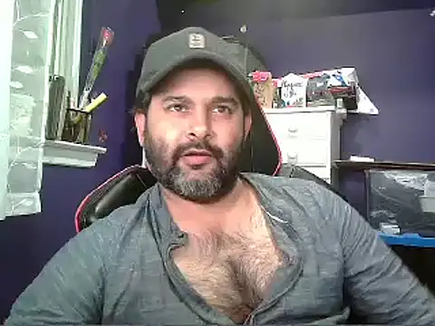 Snapshot of Sakhtlaundaz chatting on January 2025 12:15:01 AM Sakhtlaundaz online show from January 2025 12:15:01 AM