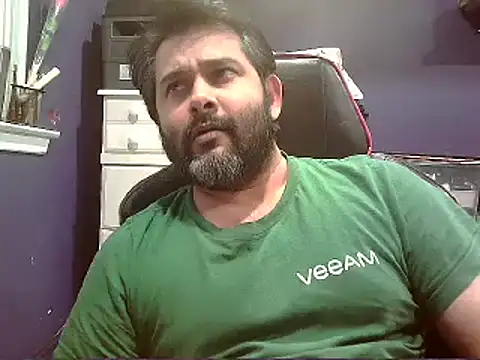 Snapshot of Sakhtlaundaz chatting on January 2025 05:56:01 AM Sakhtlaundaz online show from January 2025 05:56:01 AM