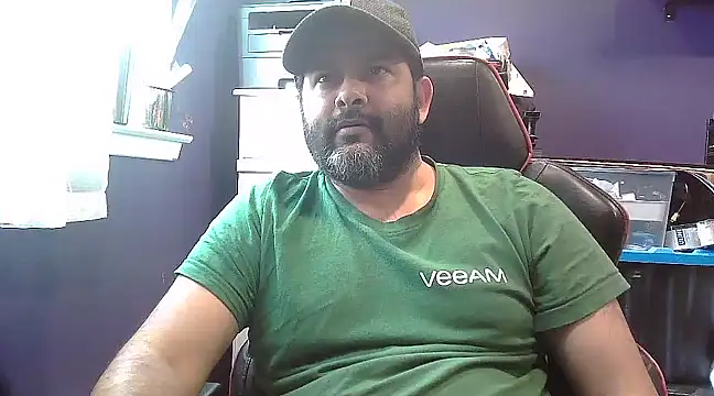 Snapshot of Sakhtlaundaz chatting on January 2025 08:45:01 PM Sakhtlaundaz online show from January 2025 08:45:01 PM