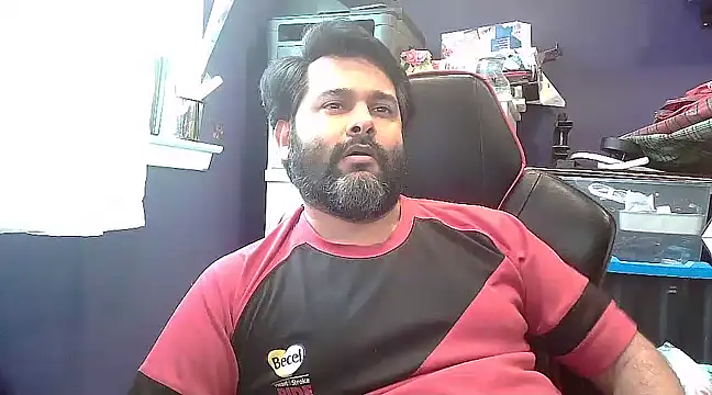 Snapshot of Sakhtlaundaz chatting on February 2025 05:56:02 PM Sakhtlaundaz online show from February 2025 05:56:02 PM