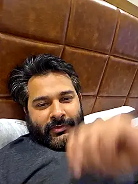 Snapshot of Sakhtlaundaz chatting on February 2025 11:08:02 AM Sakhtlaundaz online show from February 2025 11:08:02 AM