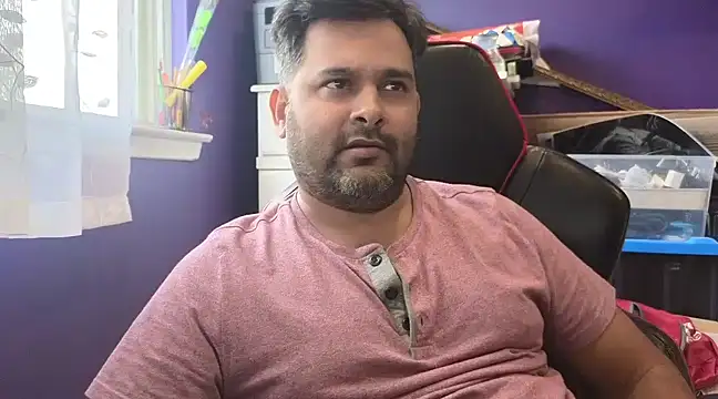 Snapshot of Sakhtlaundaz chatting on March 2025 05:13:01 PM Sakhtlaundaz online show from March 2025 05:13:01 PM