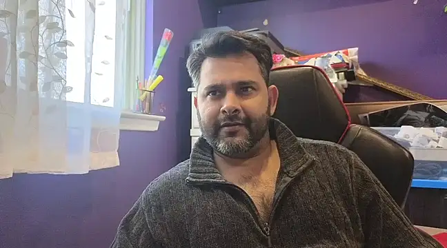 Snapshot of Sakhtlaundaz chatting on March 2025 08:08:01 PM Sakhtlaundaz online show from March 2025 08:08:01 PM