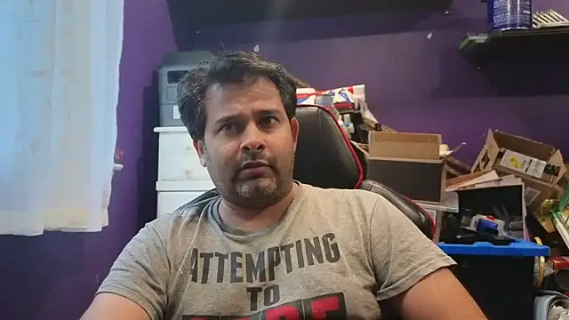 Snapshot of Sakhtlaundaz chatting on September 2025 09:49:01 PM Sakhtlaundaz online show from September 2025 09:49:01 PM