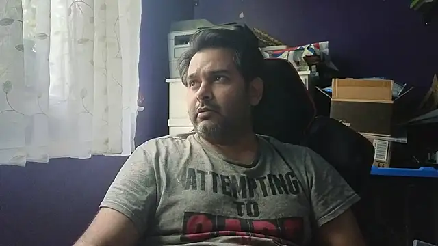 Snapshot of Sakhtlaundaz chatting on September 2025 08:12:02 PM Sakhtlaundaz online show from September 2025 08:12:02 PM