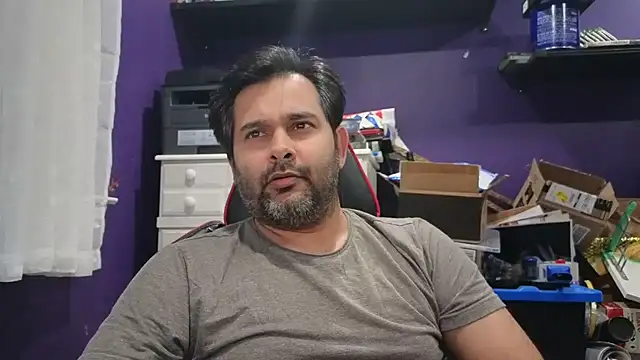 Snapshot of Sakhtlaundaz chatting on September 2025 04:07:01 AM Sakhtlaundaz online show from September 2025 04:07:01 AM