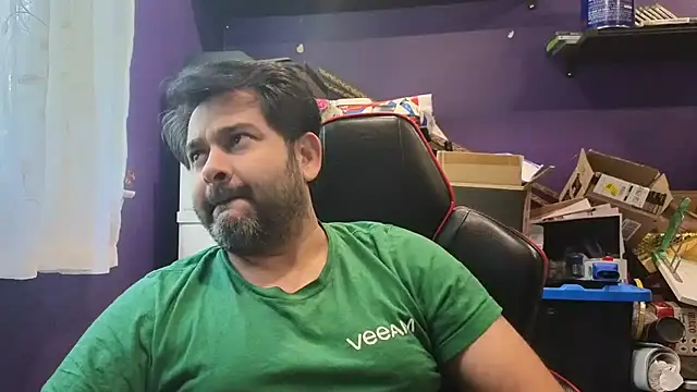 Snapshot of Sakhtlaundaz chatting on October 2025 02:02:01 PM Sakhtlaundaz online show from October 2025 02:02:01 PM