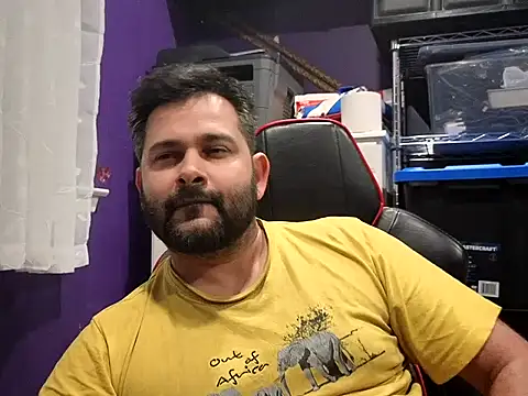 Snapshot of Sakhtlaundaz chatting on October 2025 04:02:01 AM Sakhtlaundaz online show from October 2025 04:02:01 AM