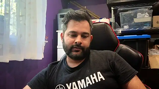 Snapshot of Sakhtlaundaz chatting on October 2025 09:04:01 PM Sakhtlaundaz online show from October 2025 09:04:01 PM