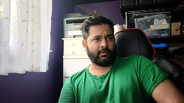 Snapshot of Sakhtlaundaz chatting on October 2025 02:57:02 PM Sakhtlaundaz online show from October 2025 02:57:02 PM