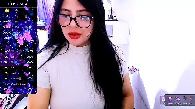 Snapshot of siddhixxx_592 chatting on February 2025 08:31:01 PM siddhixxx 592 online show from February 2025 08:31:01 PM