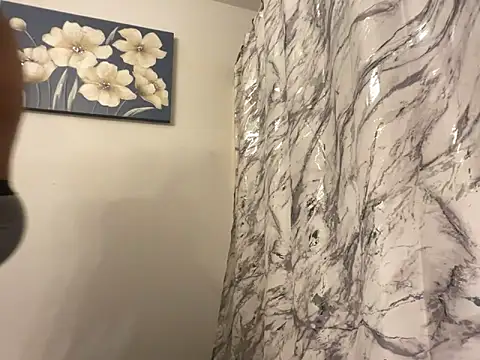 BD2LONG online show from October 2025 04:49:02 PM