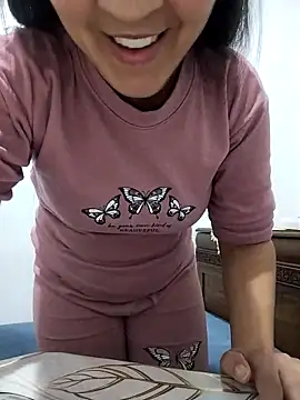 lolo890 online show from April 2026 11:35:02 PM