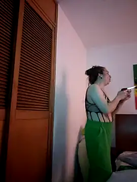 Yashira Jaziri online show from January 2026 05:07:01 PM