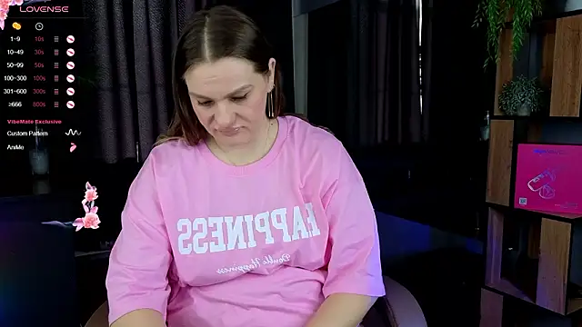 Snapshot of EndlessLustX chatting on February 2026 04:41:02 AM EndlessLustX online show from February 2026 04:41:02 AM