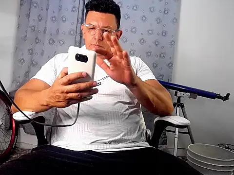 Snapshot of pedropicapi chatting on September 2025 10:43:01 PM pedropicapi online show from September 2025 10:43:01 PM