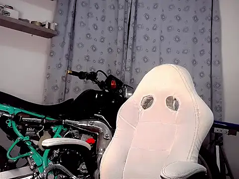 Snapshot of pedropicapi chatting on October 2025 03:04:02 AM pedropicapi online show from October 2025 03:04:02 AM