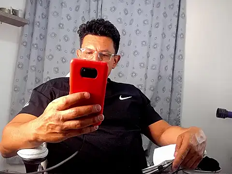 Snapshot of pedropicapi chatting on October 2025 12:03:01 AM pedropicapi online show from October 2025 12:03:01 AM