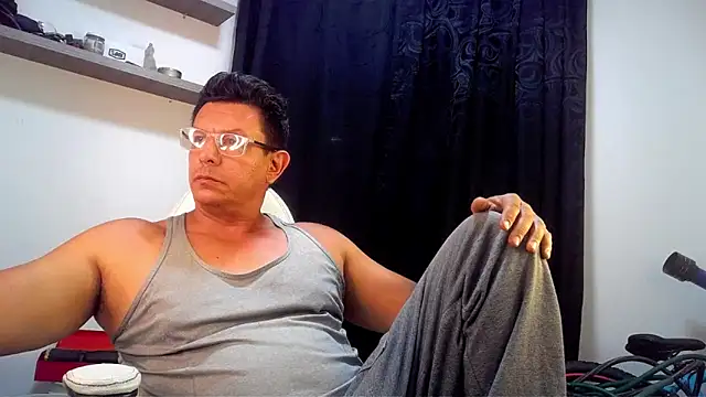 Snapshot of pedropicapi chatting on April 2026 01:56:02 AM pedropicapi online show from April 2026 01:56:02 AM