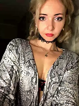 Kristina03 online show from January 2026 09:41:01 PM