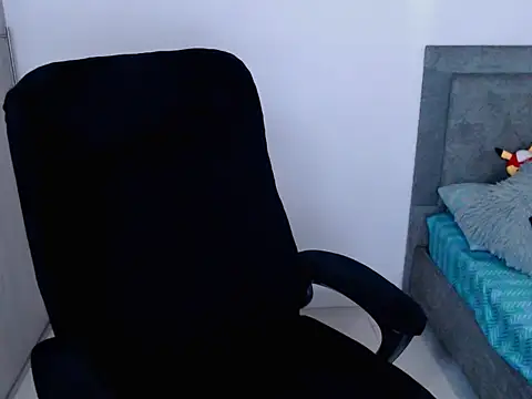 diana  34 online show from January 2026 01:44:01 AM