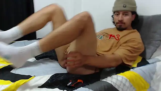 Snapshot of darekgates chatting on September 2025 06:20:01 PM darekgates online show from September 2025 06:20:01 PM