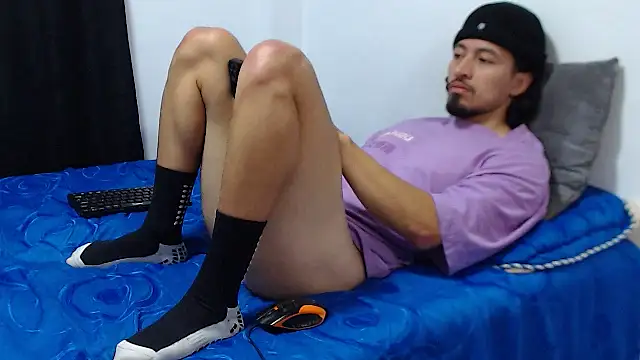 Snapshot of darekgates chatting on October 2025 01:33:02 PM darekgates online show from October 2025 01:33:02 PM