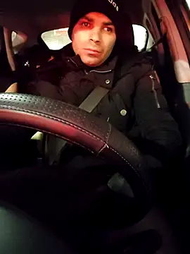 Snapshot of J0nyhson chatting on December 2025 04:11:02 AM J0nyhson online show from December 2025 04:11:02 AM