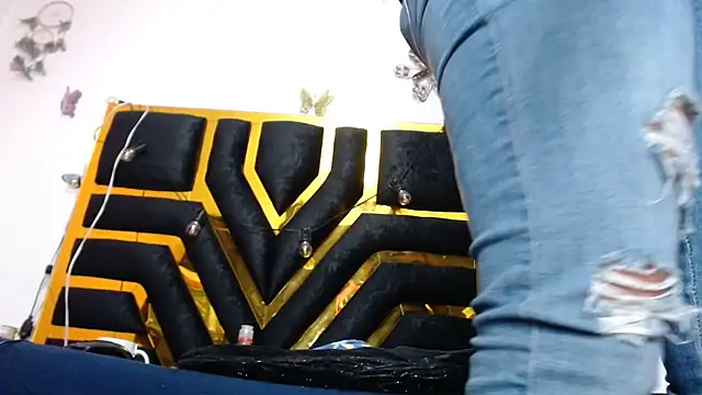 Helennahot online show from February 2025 06:53:01 PM