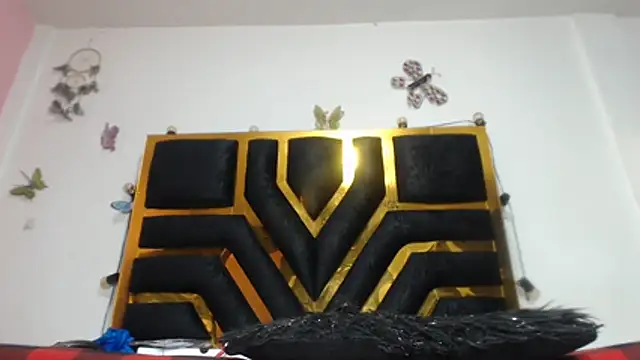 Helennahot online show from October 2025 01:14:01 PM