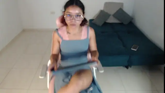 Snapshot of Putaku_San chatting on December 2024 03:18:02 AM Putaku San online show from December 2024 03:18:02 AM