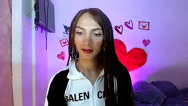 Snapshot of Katty_fox69 chatting on February 2025 06:54:01 AM Katty fox69 online show from February 2025 06:54:01 AM