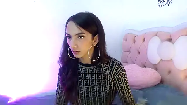 Snapshot of Katty_fox69 chatting on March 2025 04:15:02 AM Katty fox69 online show from March 2025 04:15:02 AM