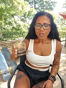 Snapshot of Allana_Squirt chatting on September 2025 11:10:02 AM Allana Squirt online show from September 2025 11:10:02 AM