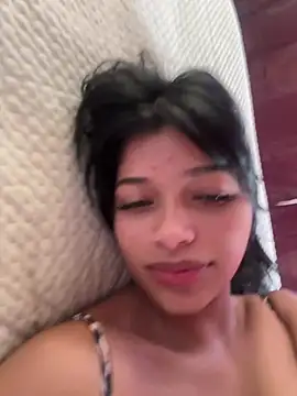 Snapshot of AgathaGeorgiou chatting on January 2025 09:01:01 PM AgathaGeorgiou online show from January 2025 09:01:01 PM