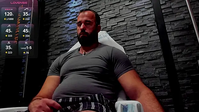 Snapshot of David_Big_Daddy chatting on June 2026 10:41:01 PM David Big Daddy online show from June 2026 10:41:01 PM